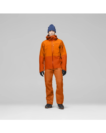 Norrøna 1021-24-3397-model-f.png