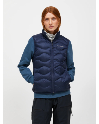 Peak Performance g79846_sand_fog_n36_on-model_front_image_dames_normaal_3.png