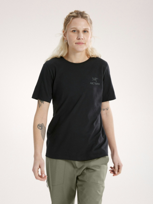 Kragg SL Cotton Emblem Crew SS W model Kragg SL Cotton Emblem Crew SS W model